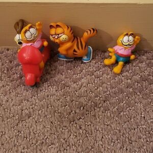 𝅺vintage Garfield Collectible 80s Toy
